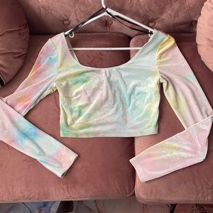 Long sleeve crop top
